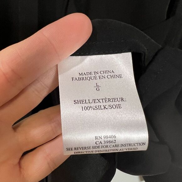 Theory Women's Size Large  Black Long Sleeves Button-Up Silk Shirt Blouse - Picture 8 of 10